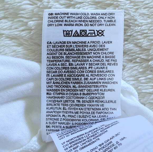 The North⬆️ Face👦 Logo Tee👕 - NWT - Picture 8 of 16